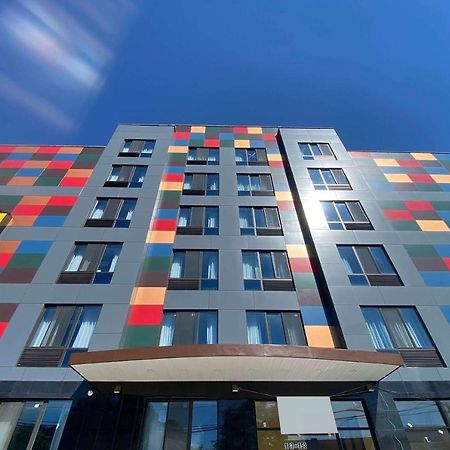 Hotel Super 8 By Wyndham Brooklyn Williamsburg New York Exterior foto